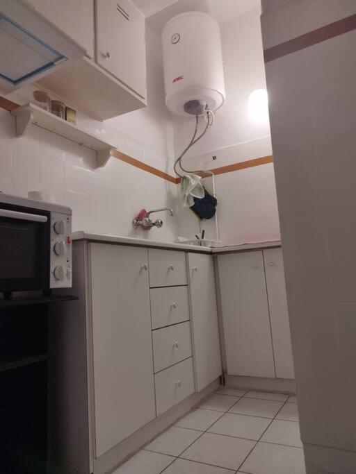 Central Studio Apartment Next To Plaka Atene Esterno foto